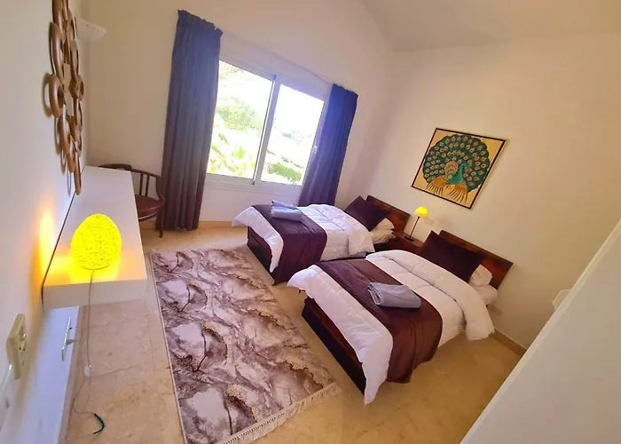 Villa White *